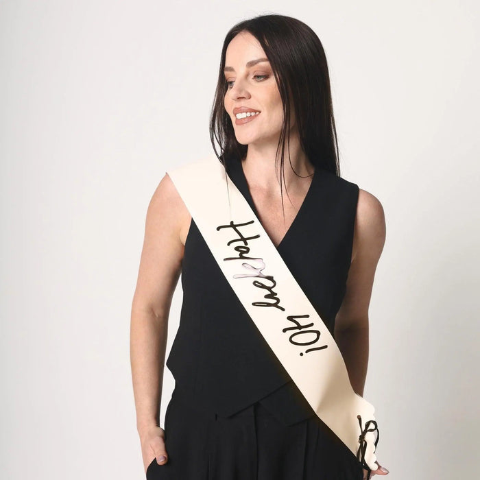 40th Birthday Sash With Velvet Ribbon – Paper Happy 40! Milestone Sash - Black Script - Black and Cream Birthday Accessory for 40th Birthday - Jolie Fete UK