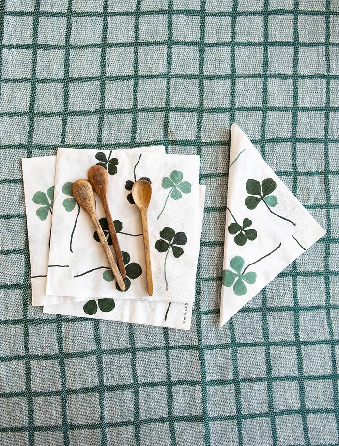 CLOVER PAPER NAPKINS