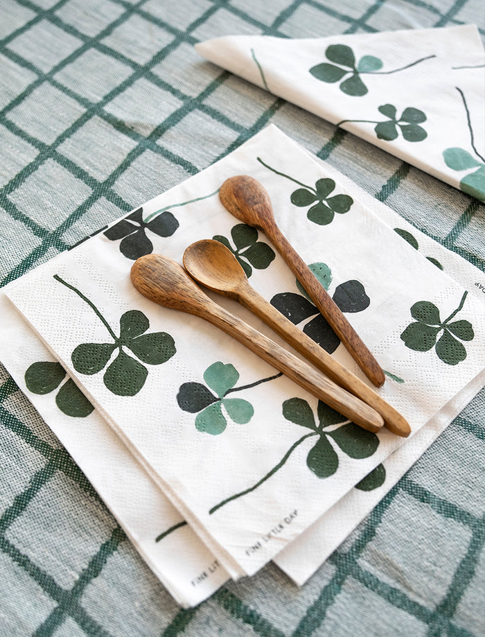 CLOVER PAPER NAPKINS