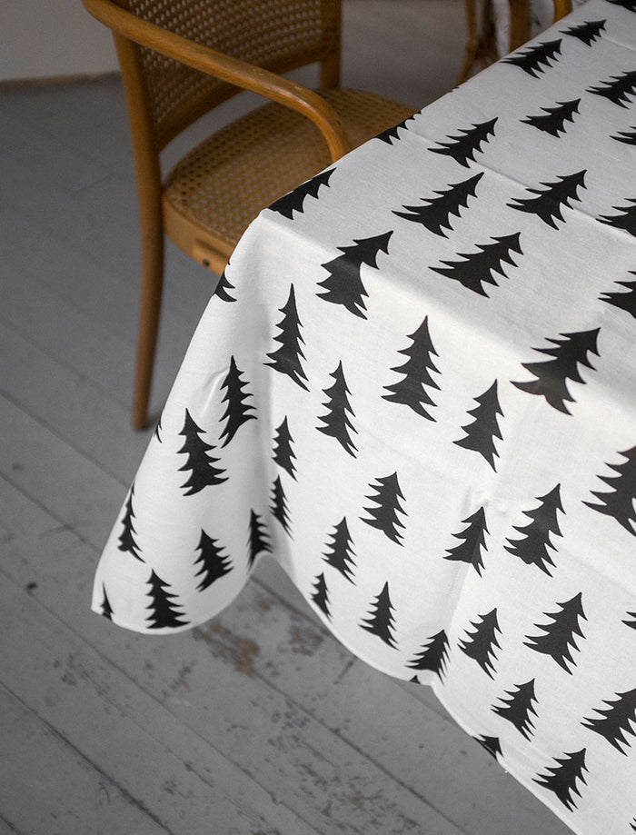 GRAN TABLECLOTH, BLACK - 147×250 cm