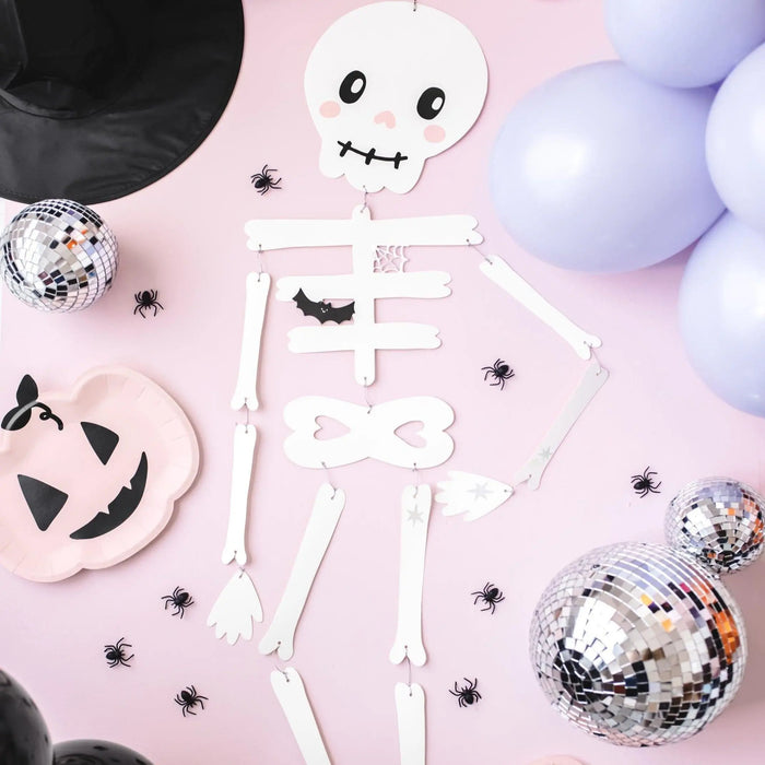 Hanging Skeleton - Long White Paper Hanging Skeleton - Halloween Decoration - Cute Halloween - Kids Halloween Party - DIY Halloween - Jolie Fete UK