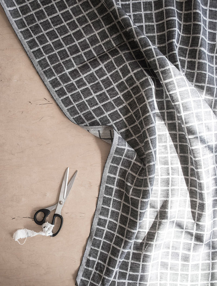 RUTIG FABRIC BY THE METRE, BLACK