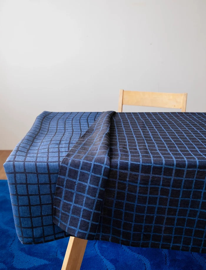 RUTIG JACQUARD WOVEN TABLECLOTH, BLUE/BLACK - 147x147 cm