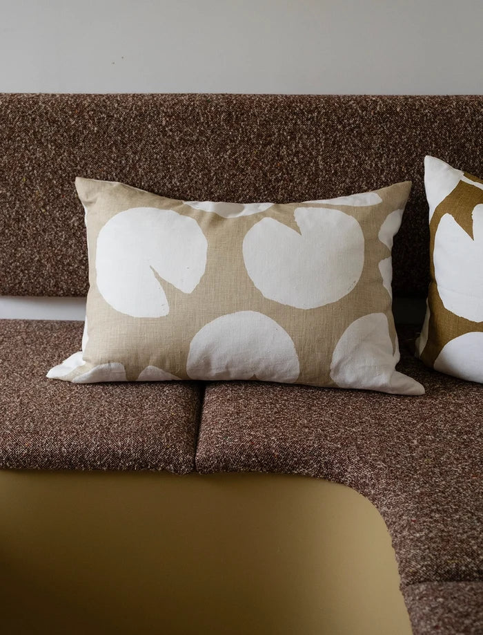 WATER LILIES CUSHION COVER, SAND 68×48 cm