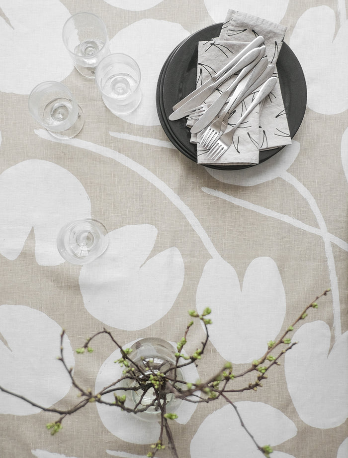 WATER LILIES TABLECLOTH, SAND - 149×250 cm